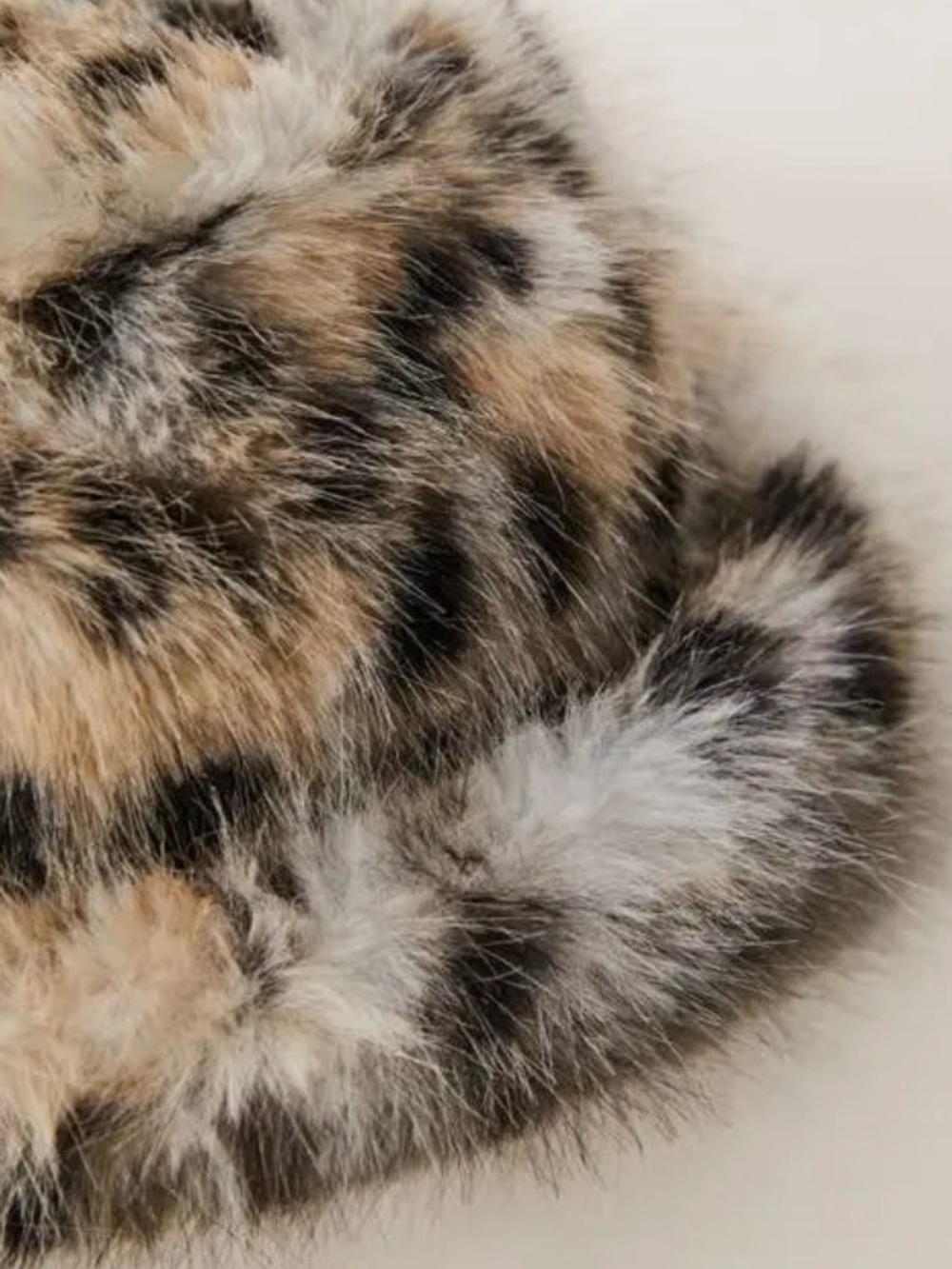 Free People Ice Queen Faux Fur Bucket Hat. NWT. Leopard - Picture 5 of 5